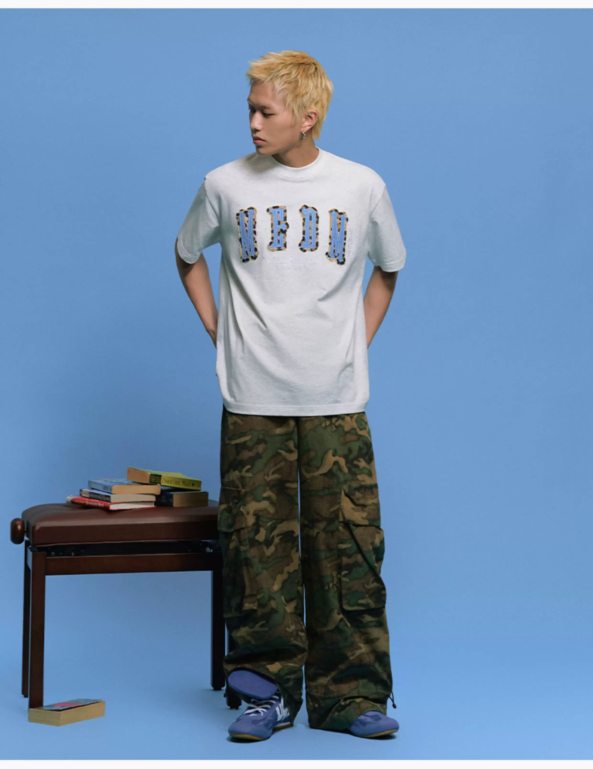 MEDM Letter Patch Leather Short Sleeve T-shirt