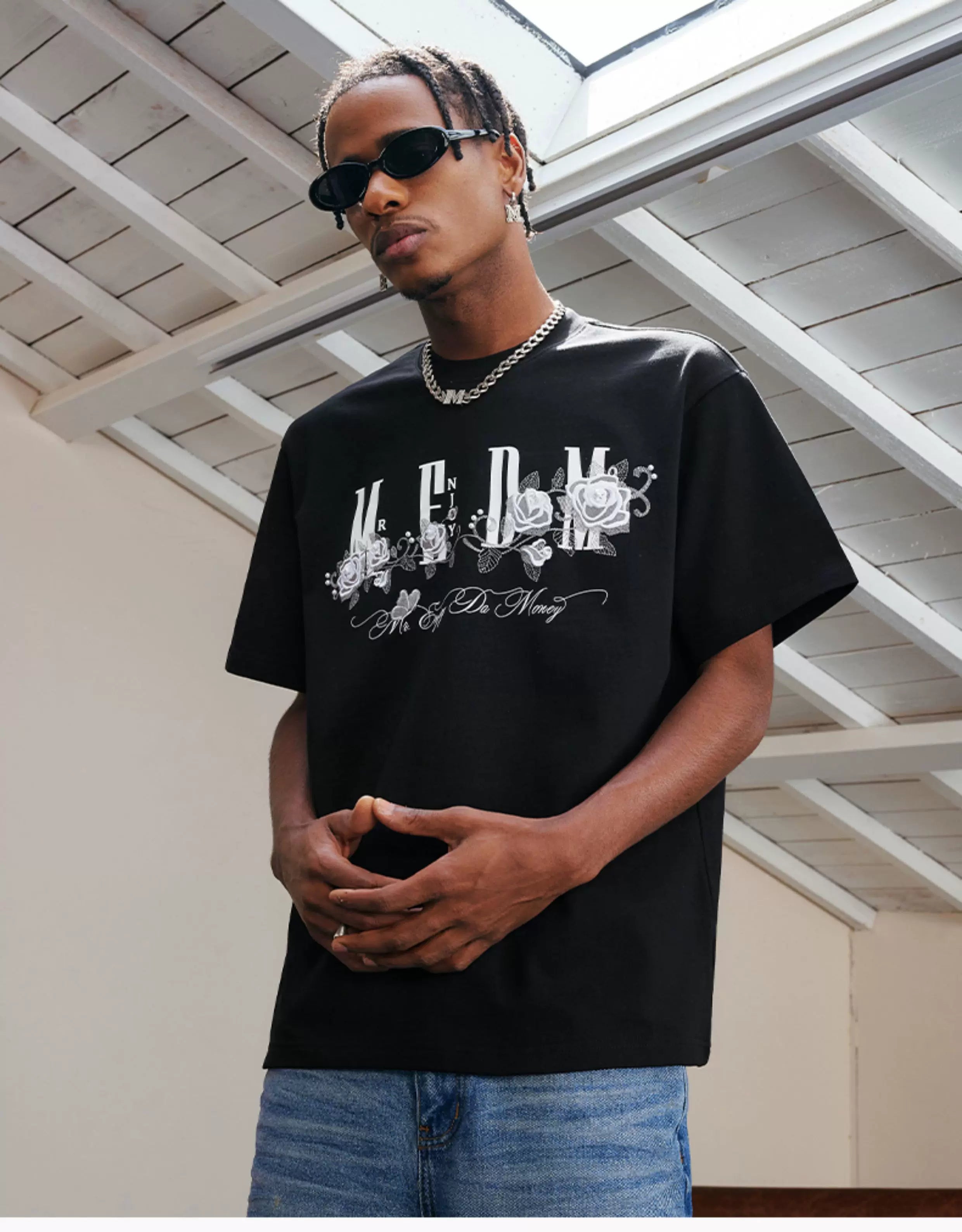 MEDM Rose Embroidery Beaded T-shirt