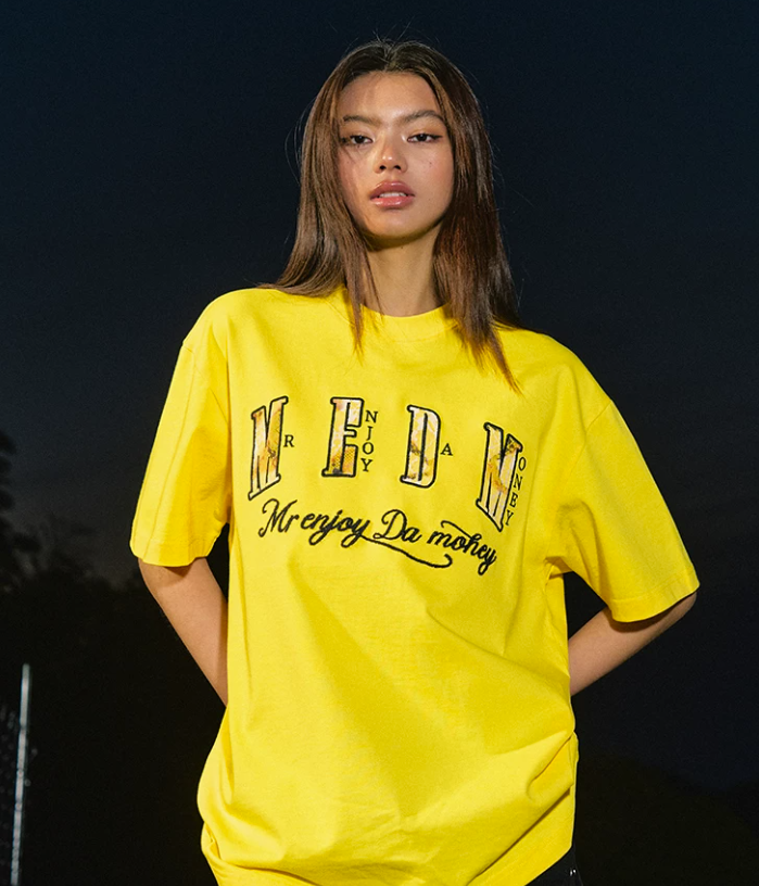 MEDM Lace Embroidery Lettering T-shirt