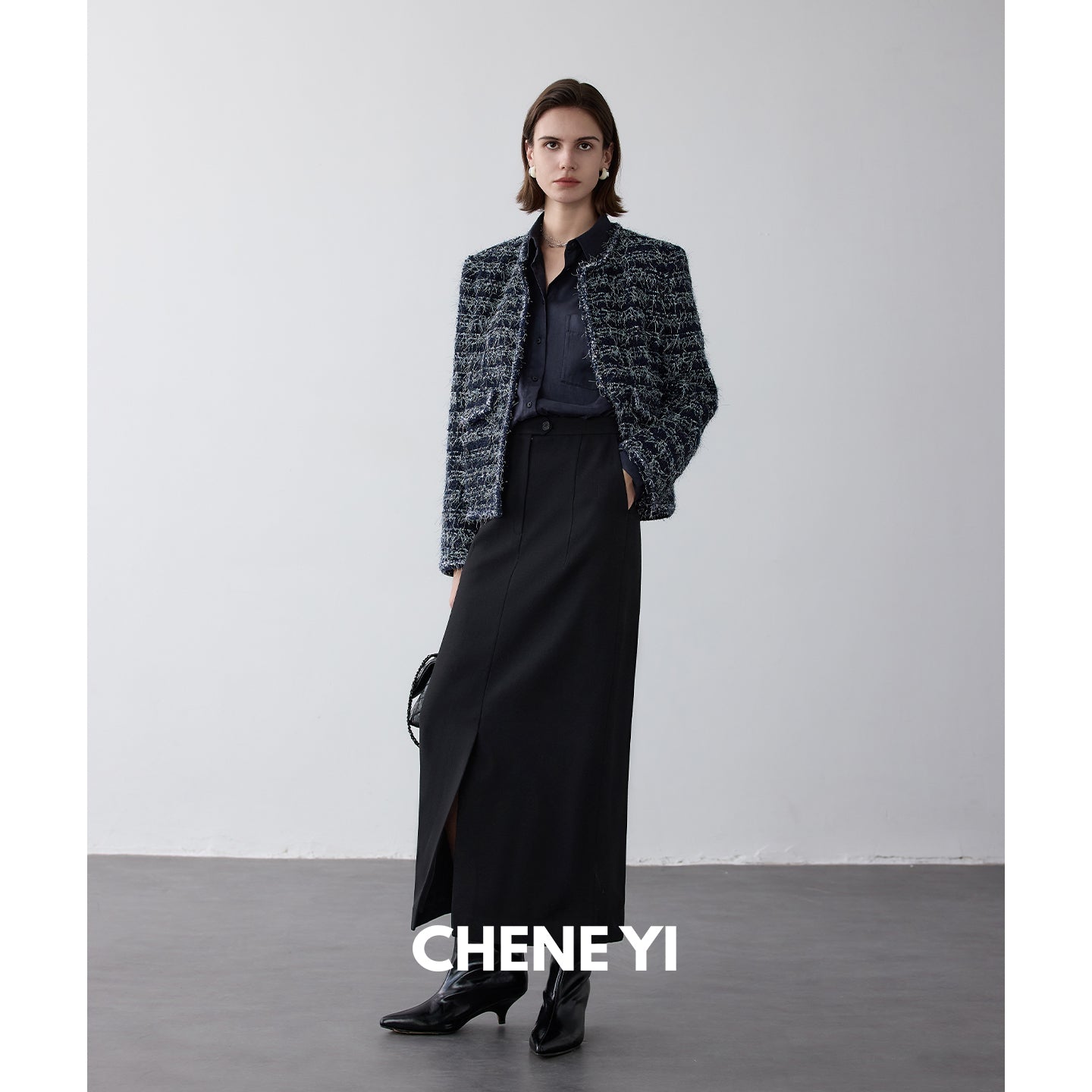 CHENE YI Black long wool midi skirt