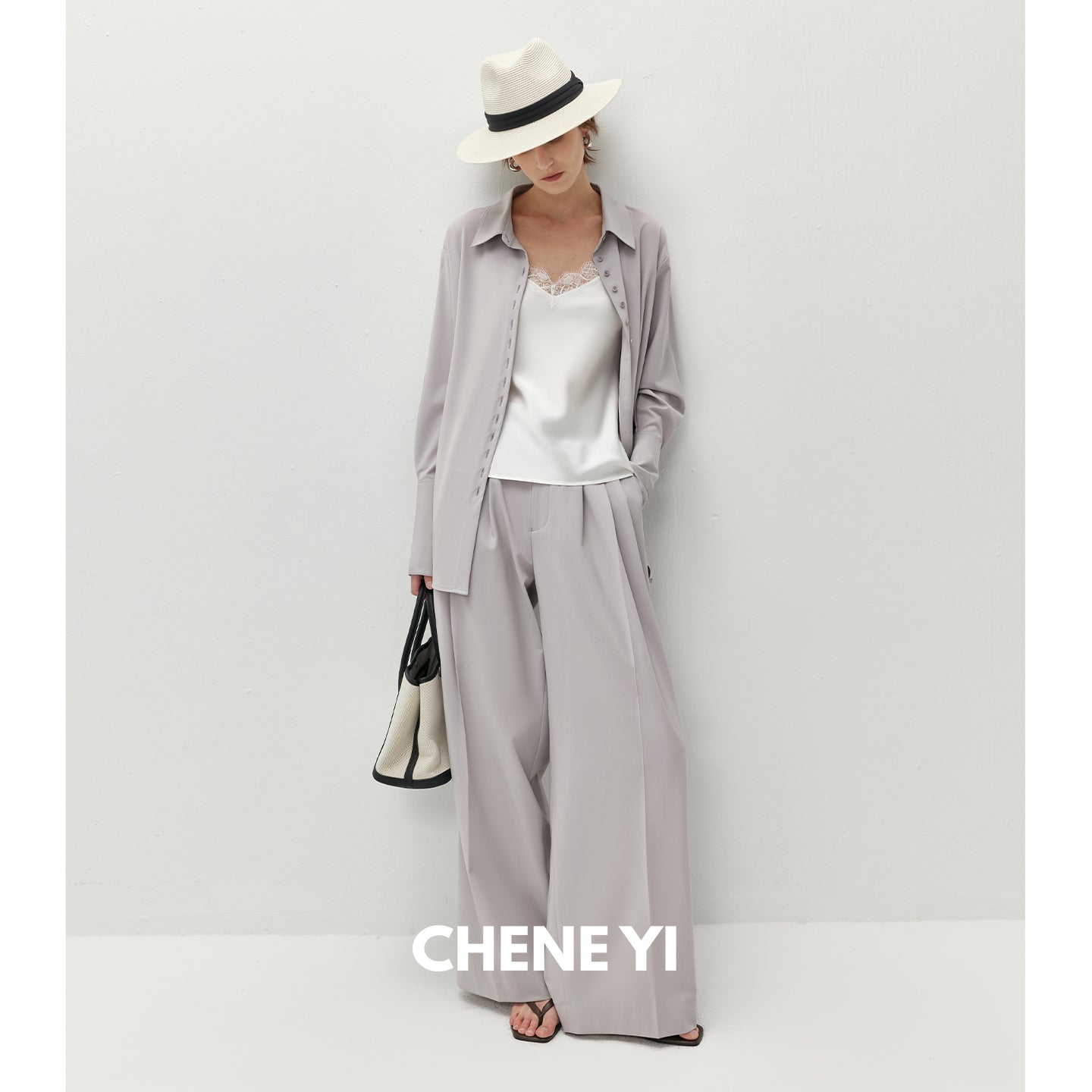 CHENE YI Lace-trimmed silk camisole