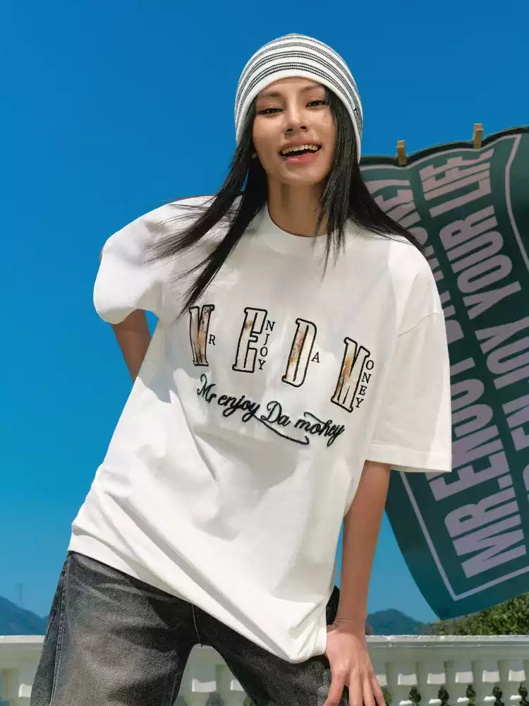 MEDM Lace Embroidery Lettering T-shirt