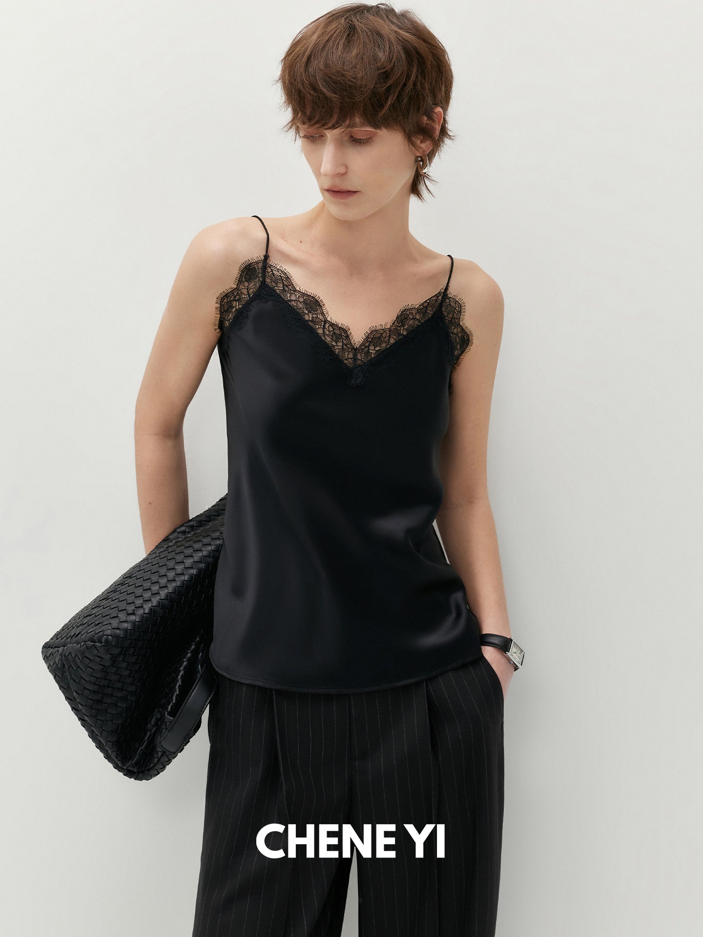 CHENE YI Lace-trimmed silk camisole
