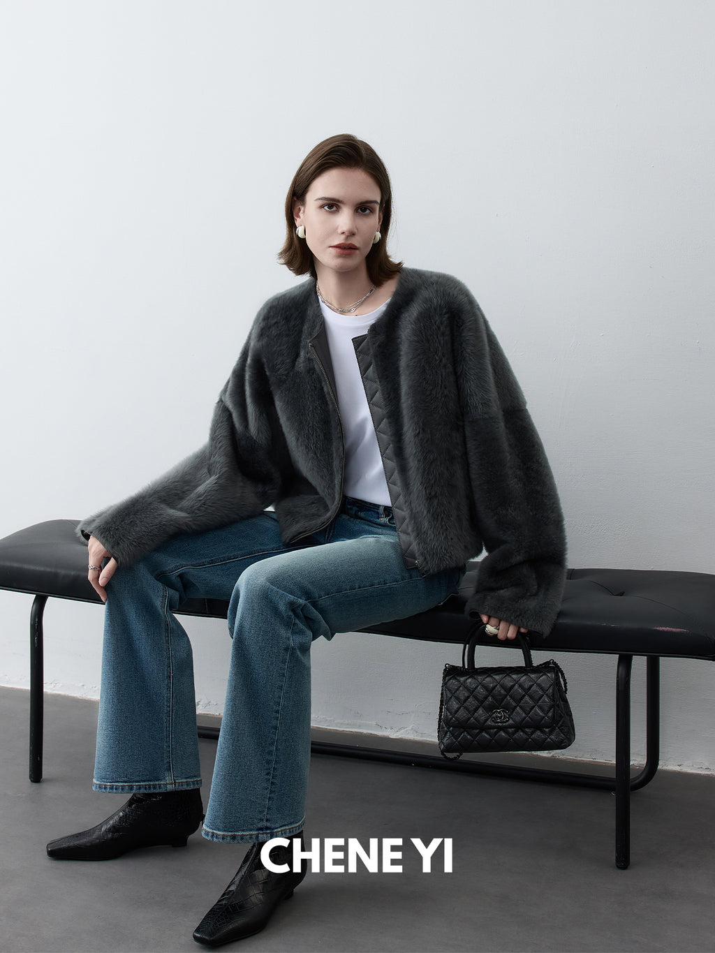 CHENE YI Washed Straight-Leg Jeans